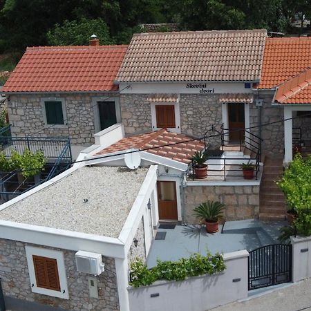 Holiday Home Skevini Dvori Starigrad Paklenica Luaran gambar
