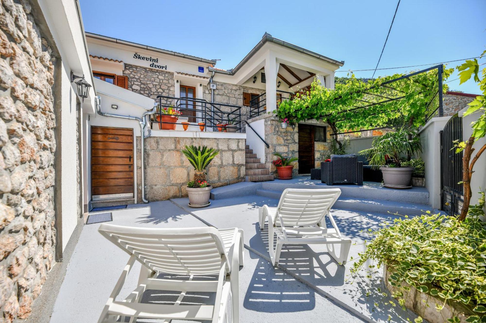 Holiday Home Skevini Dvori Starigrad Paklenica Luaran gambar