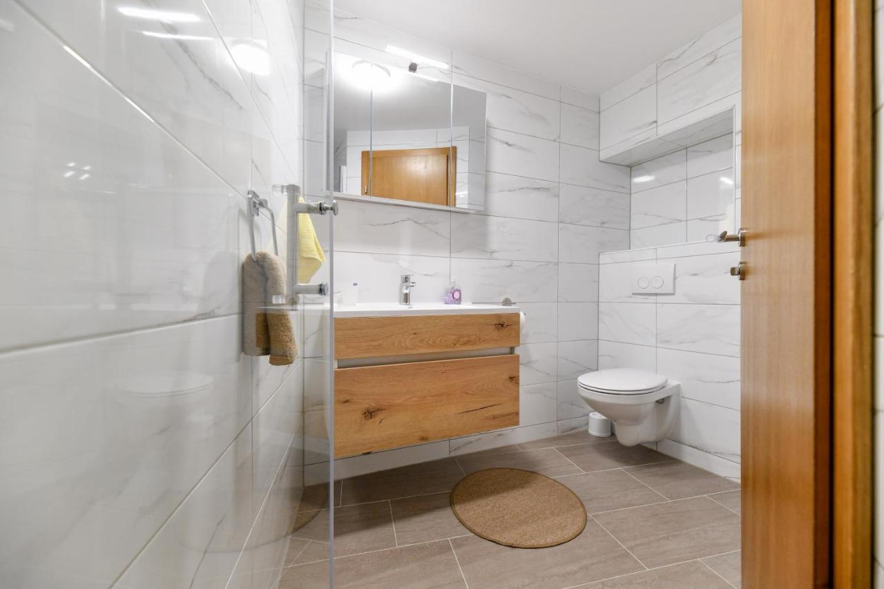 Holiday Home Skevini Dvori Starigrad Paklenica Luaran gambar